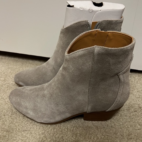 Grey Nine West Booties - Picture 4 of 6